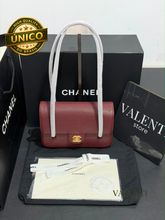Carregar imagem no visualizador da galeria, Bolsa Chanel Preta Vermelho Terra

