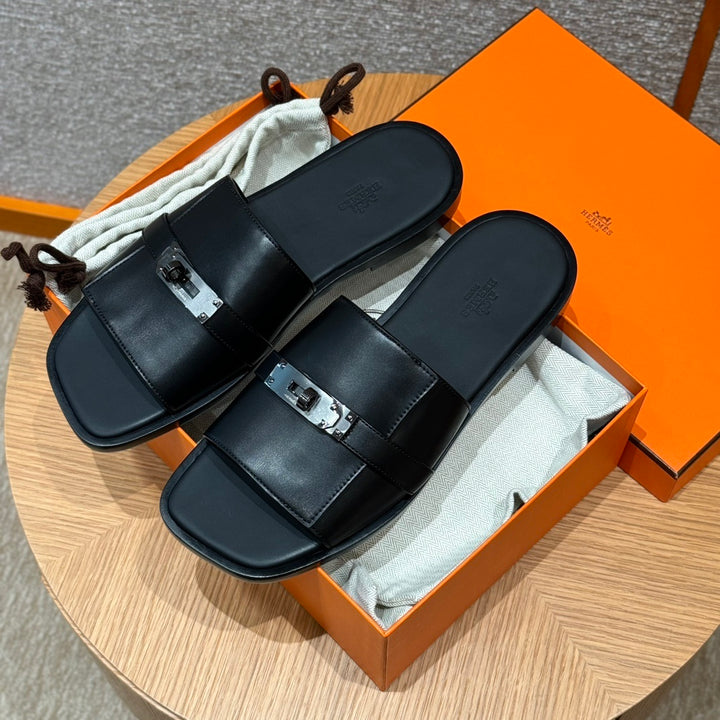 Sandália "Gabriel" Hermès Preta