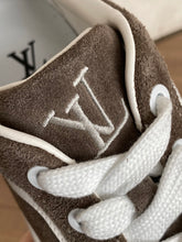 Carregar imagem no visualizador da galeria, Tênis New 3 Louis Vuitton Marrom
