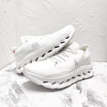 Carregar imagem no visualizador da galeria, LOEWE x On Cloudtilt White
