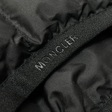 Carregar imagem no visualizador da galeria, Colete Moncler Preto
