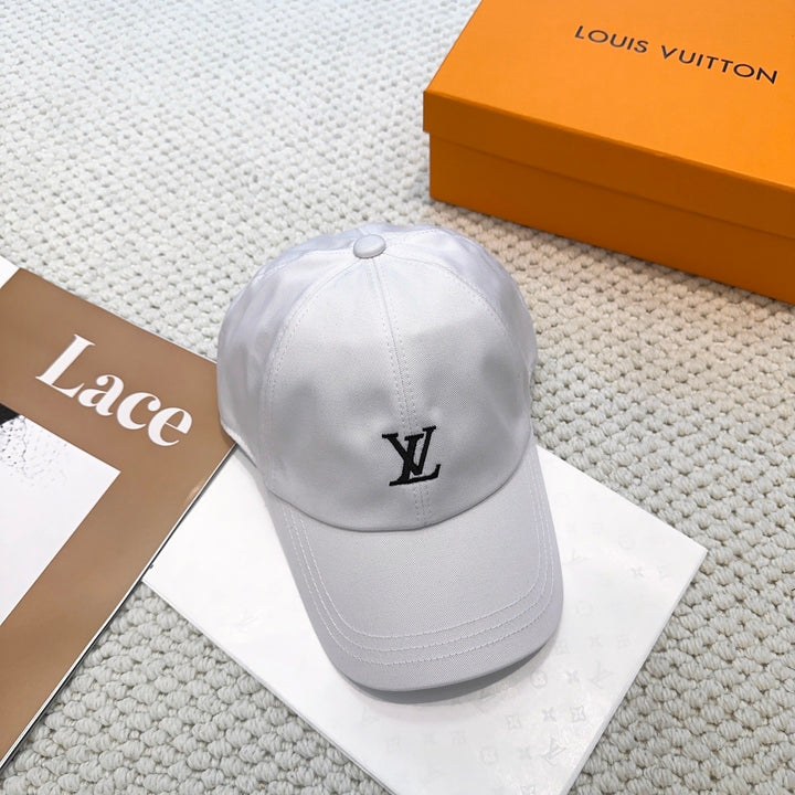 Boné LV Branco
