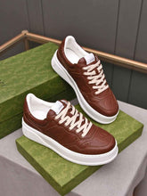 Carregar imagem no visualizador da galeria, Gucci GG Sneaker Brown
