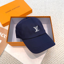 Carregar imagem no visualizador da galeria, Boné LV Azul

