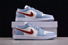 Carregar imagem no visualizador da galeria, Jordan 1 Low Blue Whisper

