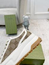 Carregar imagem no visualizador da galeria, Gucci And Ebony GG Canvas Beige
