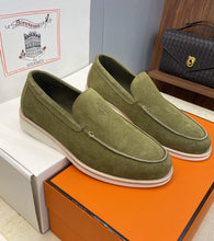 Cargar imagen en el visor de la galería, Mocasín Low OLIVE Herm
