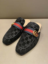 Carregar imagem no visualizador da galeria, Gucci Princetown Slipper GG
