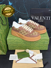 Carregar imagem no visualizador da galeria, Tênis Gucci Chunky Sneaker Todo Marrom

