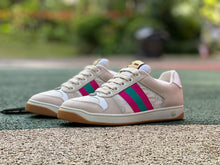 Carregar imagem no visualizador da galeria, Gucci Screener Cream Leather
