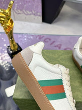 Carregar imagem no visualizador da galeria, Gucci Screener sneaker
