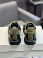 Carregar imagem no visualizador da galeria, Tênis Alexander Mc Oversized Retro Sneaker
