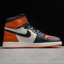 Carregar imagem no visualizador da galeria, Jordan 1 Retro Shattered Backboard 555088-005
