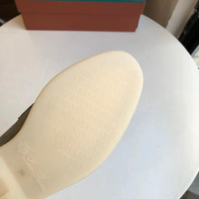 Carregar imagem no visualizador da galeria, Mocassim Loro Piana Summer Cad Grey Suede
