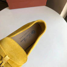 Carregar imagem no visualizador da galeria, Mocassim Loro Piana Summer Cad Yellow Suede
