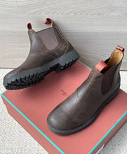 Carregar imagem no visualizador da galeria, Bota Chelsea Loro Piana Brown
