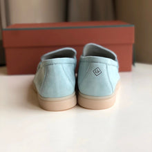 Carregar imagem no visualizador da galeria, Mocassim Loro Piana Summer Cad Light Blue Suede
