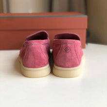 Carregar imagem no visualizador da galeria, Mocassim Loro Piana Cad Summer Pink Suede
