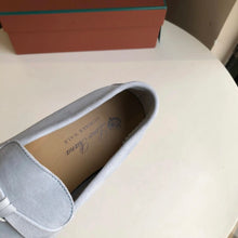 Carregar imagem no visualizador da galeria, Mocassim Loro Piana Cad Summer Ice Blue Suede
