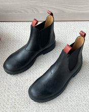 Carregar imagem no visualizador da galeria, Bota Chelsea Loro Piana Black
