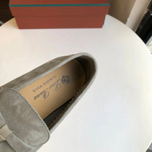 Carregar imagem no visualizador da galeria, Mocassim Loro Piana Summer Cad Grey Suede
