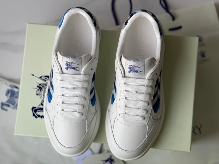 Tênis Burberry Branco com Azul Leather and Check Terrace