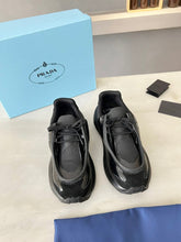 Carregar imagem no visualizador da galeria, Prada Brushed Leather Sneakers Bike Fabric Suede - Black A1016330

