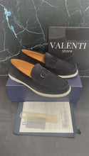 Carregar e reproduzir vídeo no visualizador da galeria, Mocassim Loafer Dior Granville
