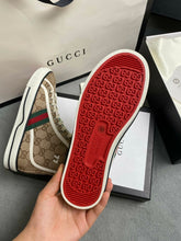 Carregar imagem no visualizador da galeria, Gucci Tênis 1977 High Top GG Cano Alto
